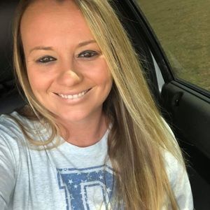 Meet your Posher, Kenzie